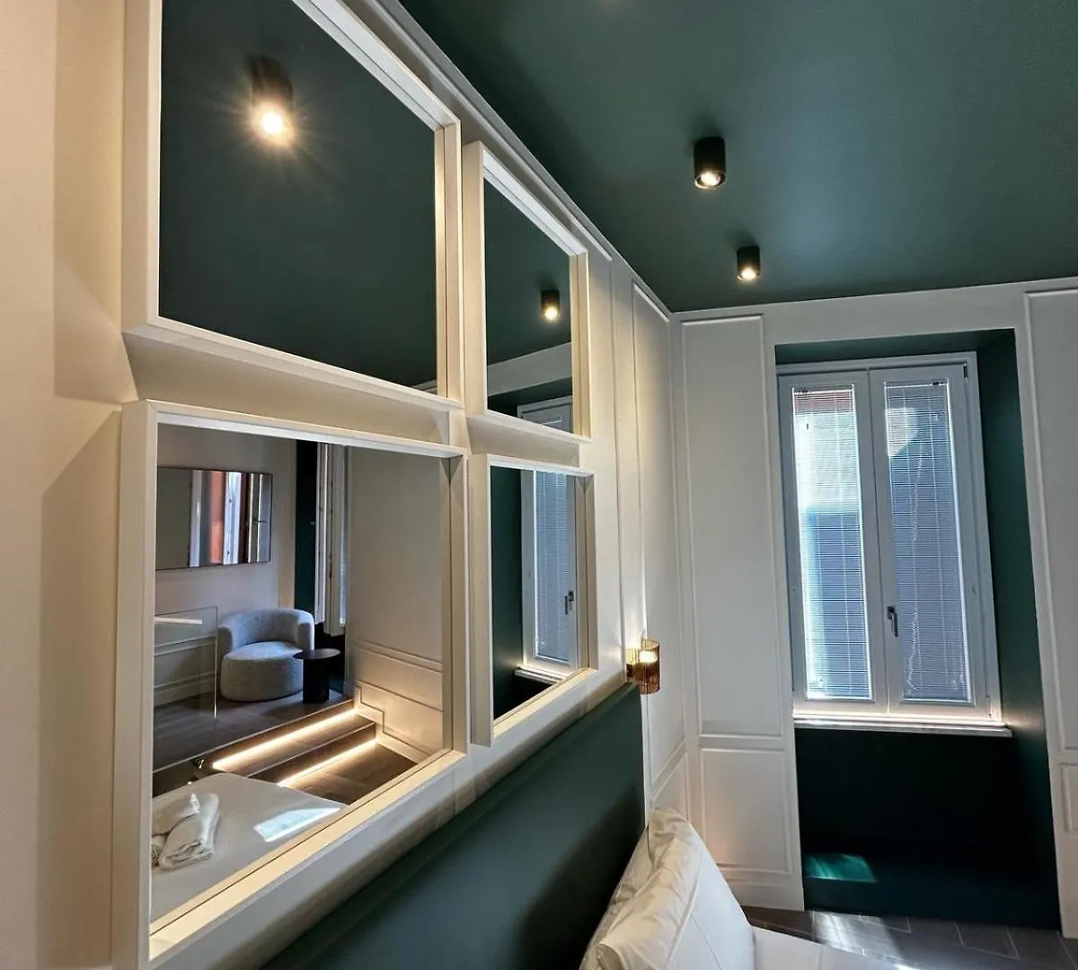 Private Luxury Fontana Di Trevi Apartment Rome 0*,