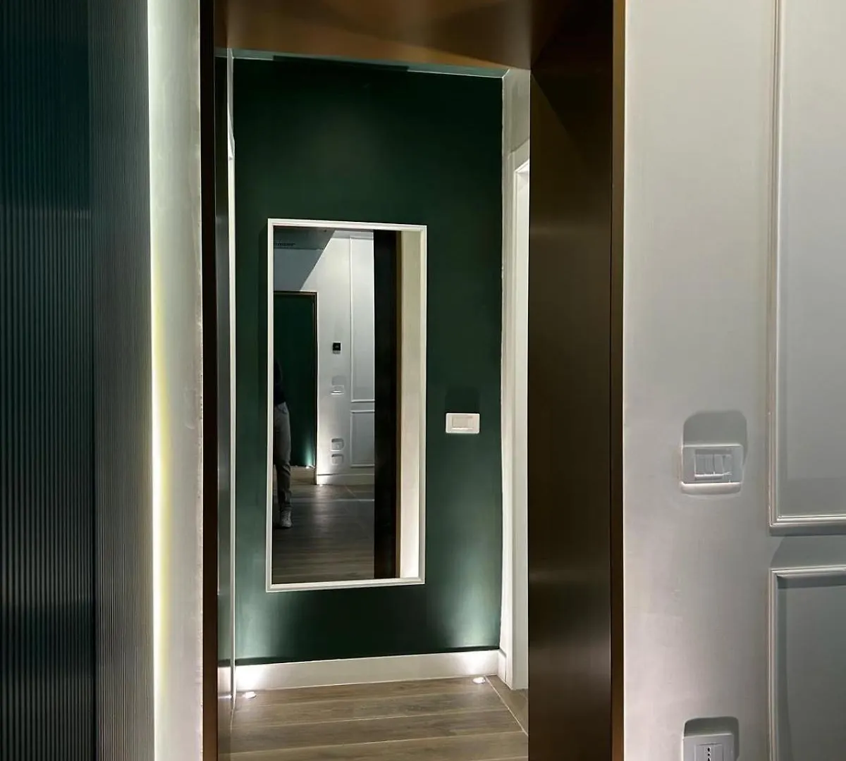 Private Luxury Fontana Di Trevi Apartment Rome